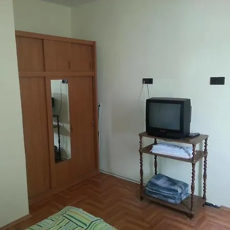 久洛别墅酒店 *